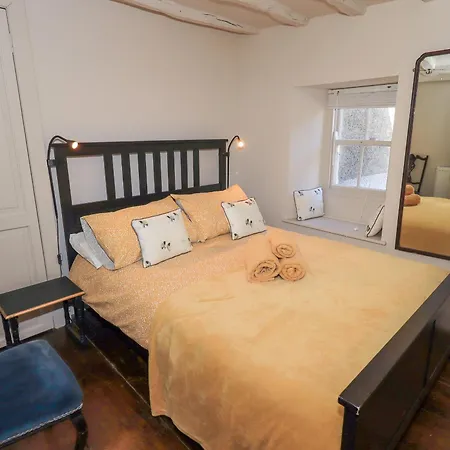 Bridge End Semesterbostad