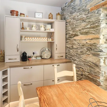 Bridge End * Ulverston