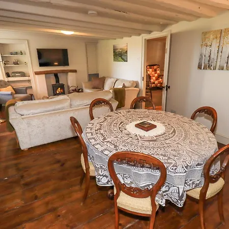 Bridge End Semesterbostad Ulverston